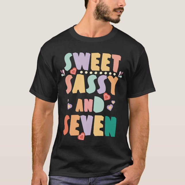 Sweet Sassy och Seven Girls 7 års ålder T Shirt (Framsida)