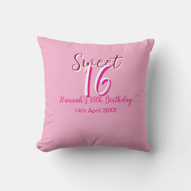 Sweet sixteen pink white name date bold letter mar kudde (Framsida)