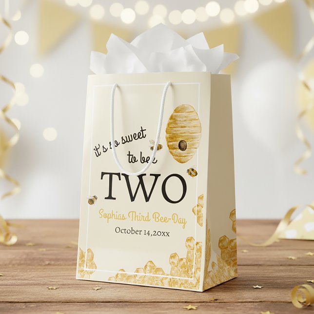 Sweet To Bee Two Second Birthday Bees Honeycomb (Skapare uppladdad)