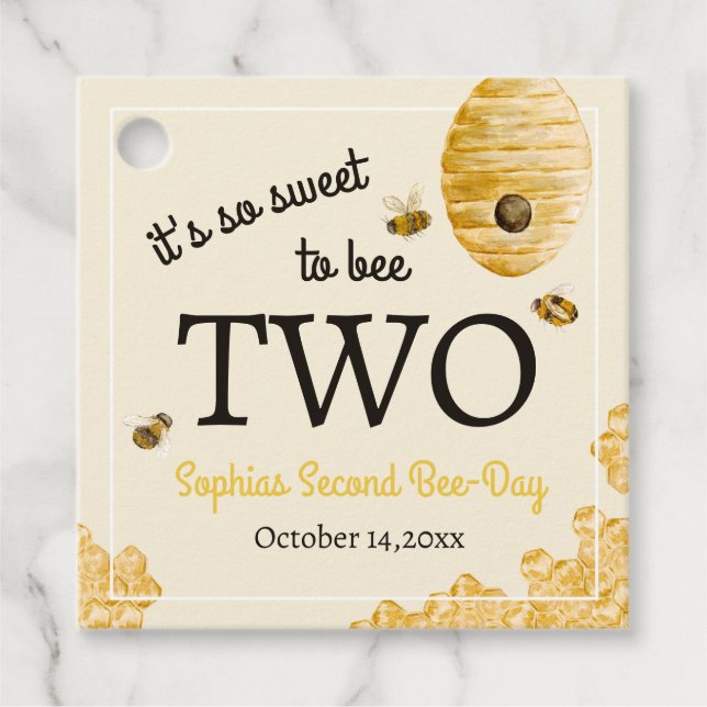 Sweet To Bee Two Second Birthday Bees Honeycomb Gåvor Etiketter (Framsida)