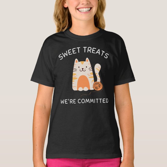 Sweet Treats, We're Committed - Kid's T-Shirt (Framsida)
