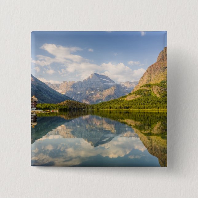 Swiftcurrent Lake med Many Glacier hotel och Knapp (Framsida)