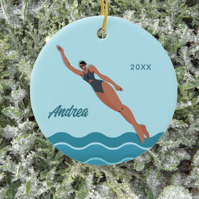 Swimmer Girl Anpassningsbar Swimming Namn & Year Julgransprydnad Keramik (Skapare uppladdad)