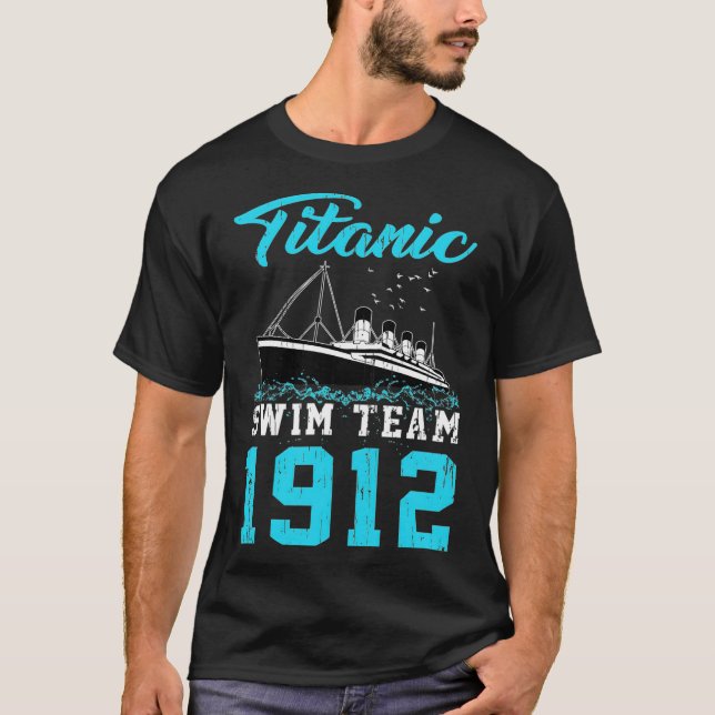 Swimmer Titanic Simma Team 1912 coola rolig korsni T Shirt (Framsida)