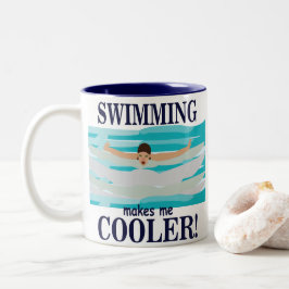 Swimming gör att jag får kolkylersimmer Swimming Två-Tonad Mugg