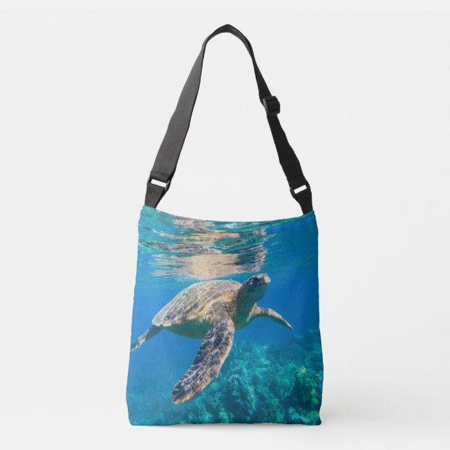Swimming Sea Turtle Axelväska (Framsida)
