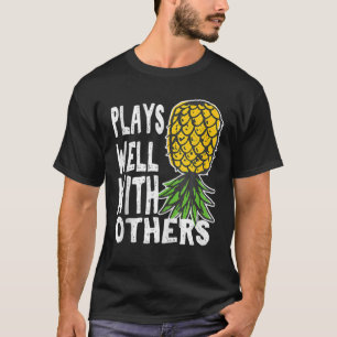 Swinger Par spelar bra med andra upp och ned T Shirt