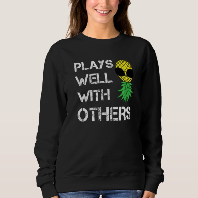 Swingerpar Upside Down Ananas Spelar Bra Wi T Shirt (Framsida)