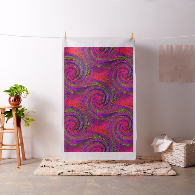 Swirlin' & Twirlin'...... Tyg (In Situ)