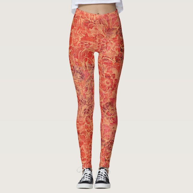 Swirling Flowers and Vines in Red Hues Leggings (Framsida)