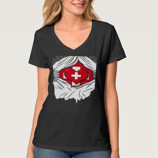 Swiss flag home of Switzerland   T Shirt (Framsida)