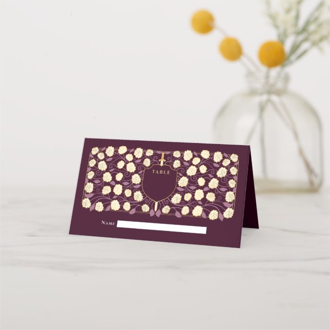 Sword & Shield Medieval Fantasy Monogram Bröllop Placeringskort (Framsida)