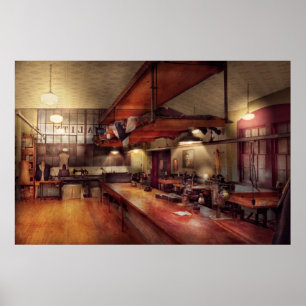 Sy - som är industriellt - anpassat gjort bekläda poster