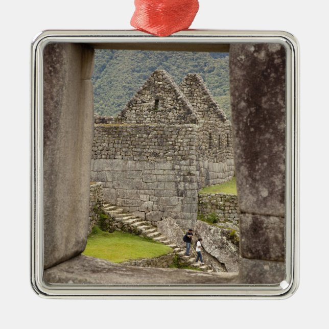 Sydamerika, Peru, Machu Picchu. Två turister Julgransprydnad Metall (Framsidan)