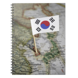 Sydkoreansk flagga i karta anteckningsbok med spiral