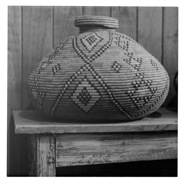 Sydvästra Native American Basket Grått Kakelplatta (Framsidan)