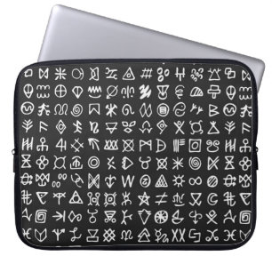 Symboluppsättningen trimmar teckensnittet i brev. laptop fodral