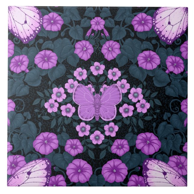 Symmetri, violett och blå blommor kakelplatta (Framsidan)