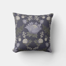 Symmetrical dark purple floral pattern kudde