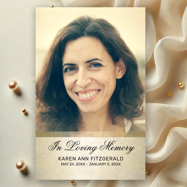Sympathy Guld Shimmer Photo Memorial-kort Visitkort (Elegant In Loving Memory Black Script on Gold Shimmer Photo Funeral Card for Women with Poem)