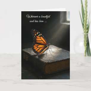 Sympathy Monarch Butterfly på en Heliga Bible Kort