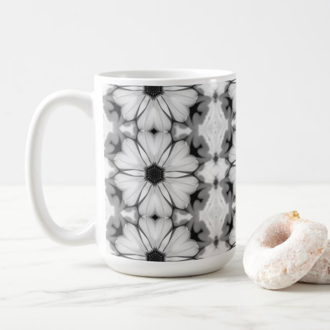 Symphony of Petals Kaffemugg (Med munk)