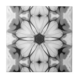 Symphony of Petals Kakelplatta