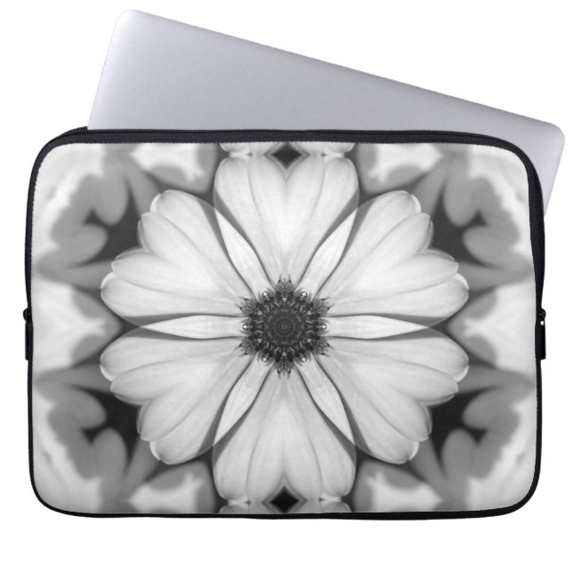 Symphony of Petals Laptop Fodral (Framsidan)