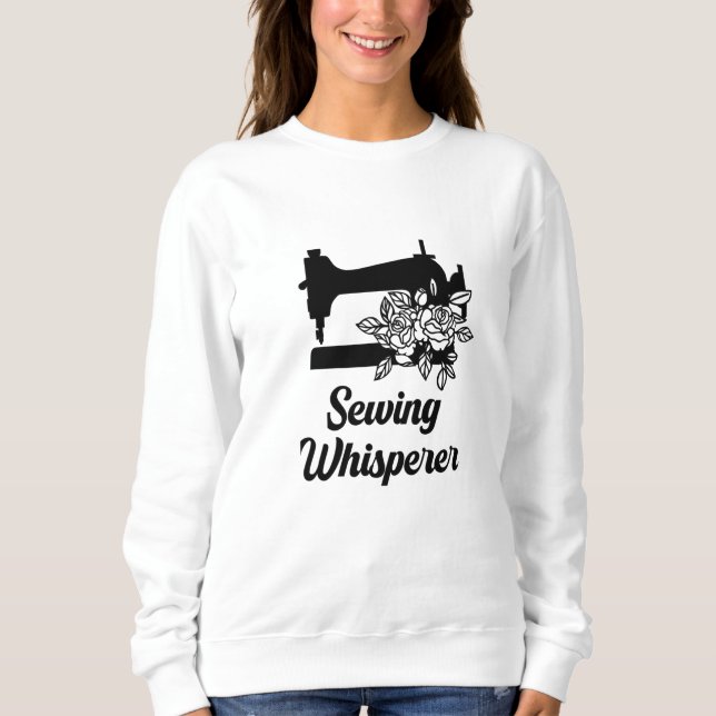 Syning - Sewing Whisperer T Shirt (Framsida)