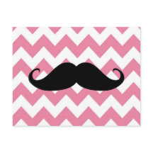 Synlig svart mustache och Rosa Chevron Mönster