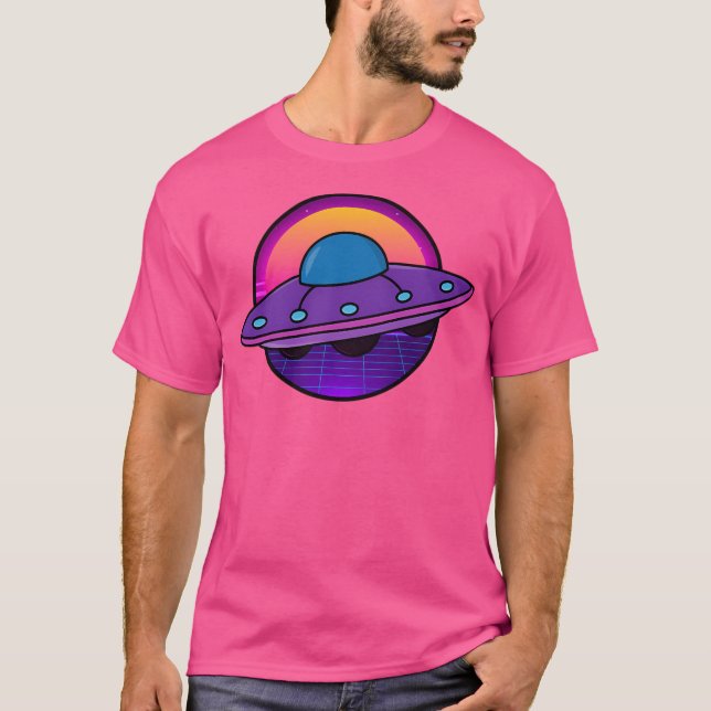 Synthwave Ufo T Shirt (Framsida)