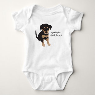 Syskon har fyra Tassar-Hund T Shirt