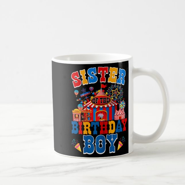 Syskon till födelsedagsfest för pojkcircuskarneval kaffemugg (Höger)