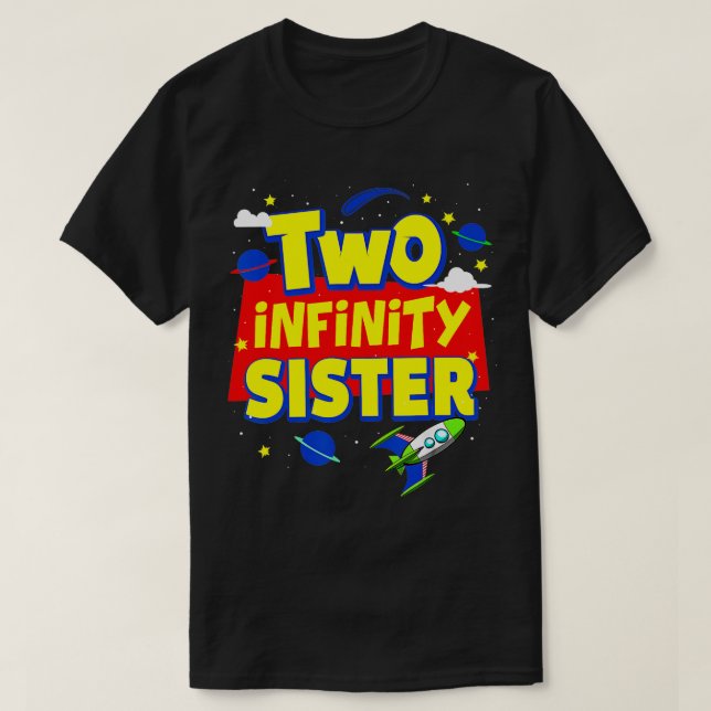 Syster 2 oändlighet och Dekoration efter födelseda T Shirt (Design framsida)