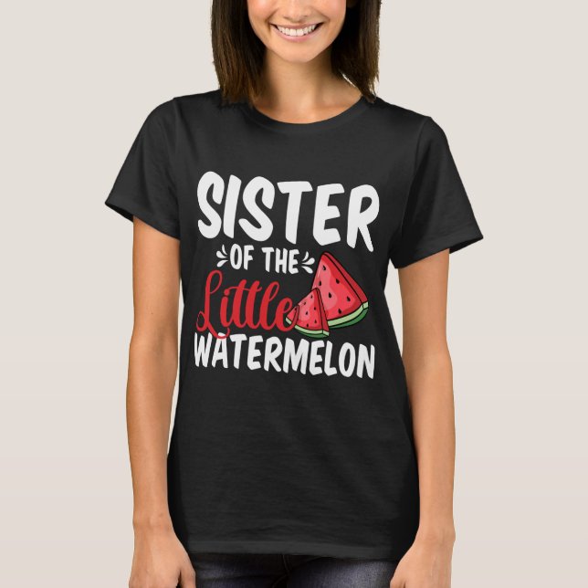 Syster på den lilla vattenmelonfrukten sommarfrukt t shirt (Framsida)