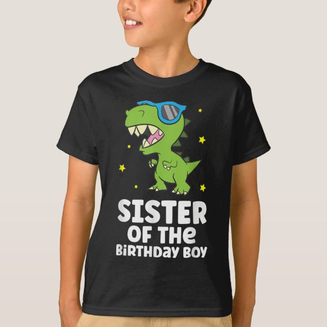 Syster på födelsedag Dinosaur Birthday T Shirt (Framsida)