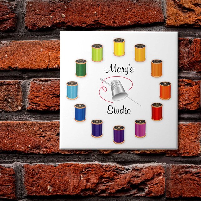 Sytråd, Nål och tråd Kakelplatta (Ceramic Tile for Sewing, Needle and Threads. Perfect for your studio! )