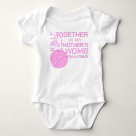 Sytt samman i min moders livmoder Vers T Shirt