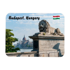 Szechenyi chain Bridge och Budapests parlament Magnet