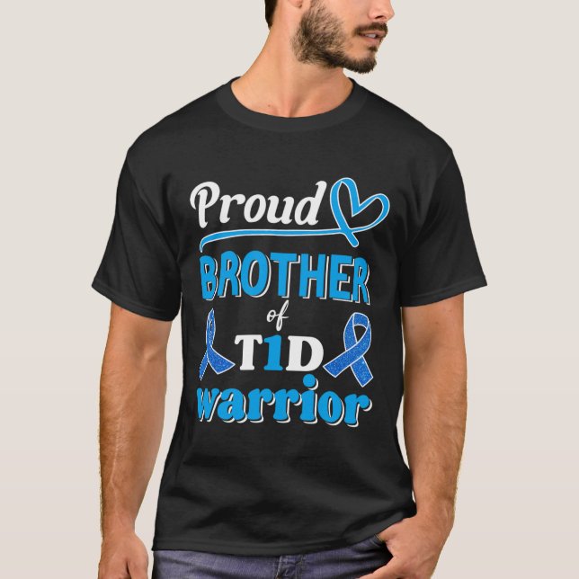 T1d Proud Brother Diabetes Awareness Blue Ribbon T Shirt (Framsida)