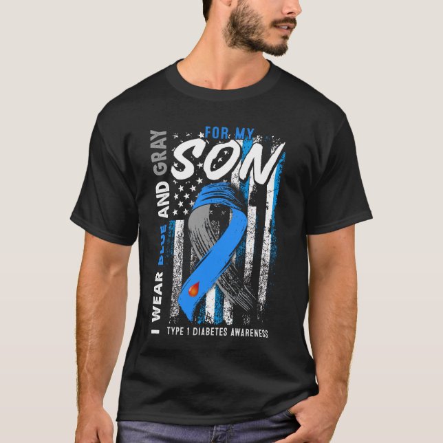 T1D Son Typ 1 En diabetesmedvetenhet American Fla T Shirt (Framsida)