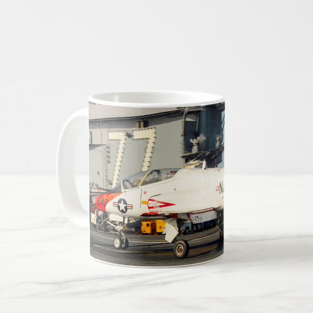 T-45 GOSHAWK KAFFEMUGG (Framsida vänster)