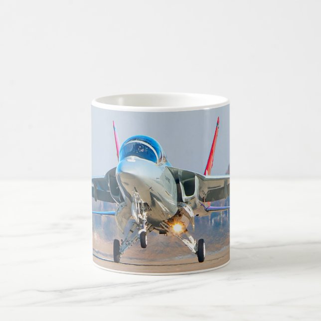 T-7A RED HAWK KAFFEMUGG (Center)