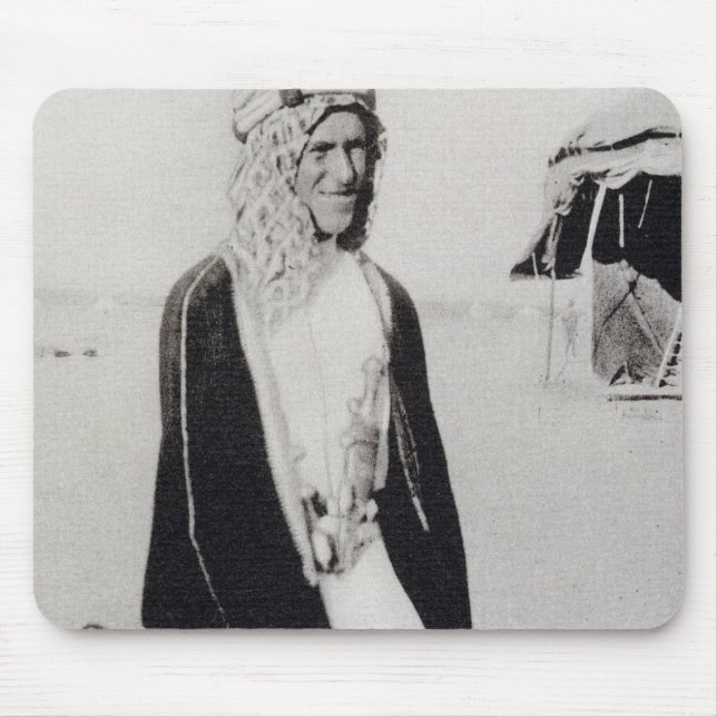 T.E. Lawrence i den arabiska klänningen Musmatta (Framsidan)
