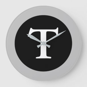 T: Monogram T Stor modern väggklocka