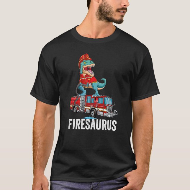 T Rex Dinosaur Firefighter Fireman Firefighting Fi T Shirt (Framsida)