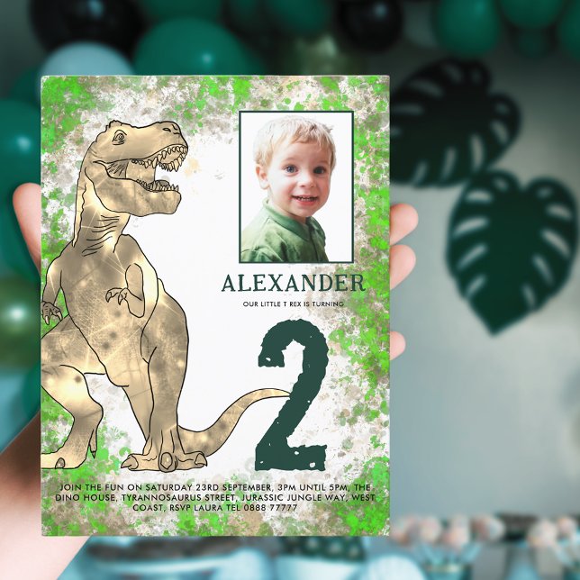 T-Rex Dinosaur Födelsedagsfest Budget Inbjudan Vykort (T-Rex dinosaur 2nd birthday party budget inviation postcard photo template watercolor splash jungle)