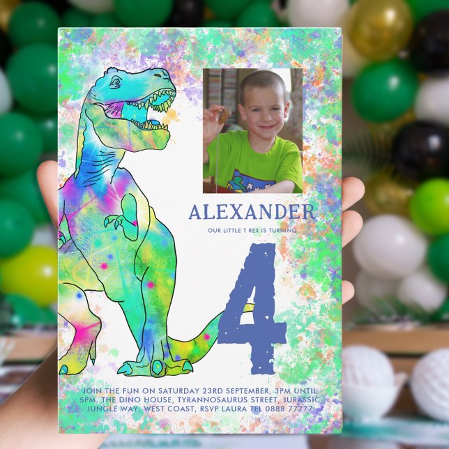 T-Rex Dinosaur Födelsedagsfest Photo Inbjudningar (Colorful T-Rex dinosaur 4th birthday party invitation with kids photo)