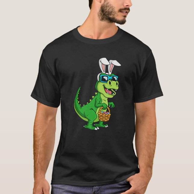 T Rex Easter Bunny With Eggs Basket Funny Dinosaur Shirt (Framsida)