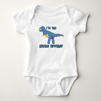 T-Rex.. Jag är den lilla broderapparaten T-shirt